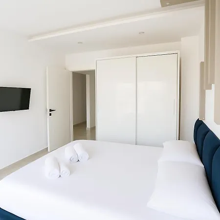 Oceanic Luxury Sarandë