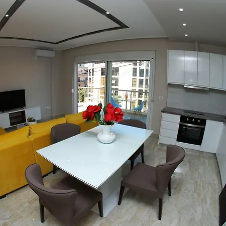 Oceanic Luxury Apartment Sarande