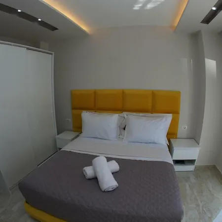 Oceanic Luxury *