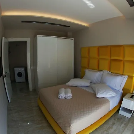 Oceanic Luxury *