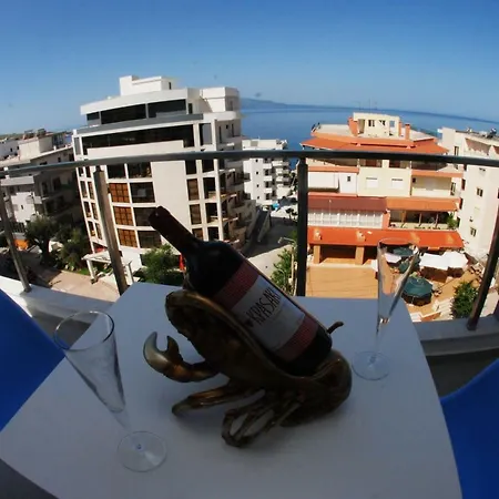 Apartment Oceanic Luxury Sarande