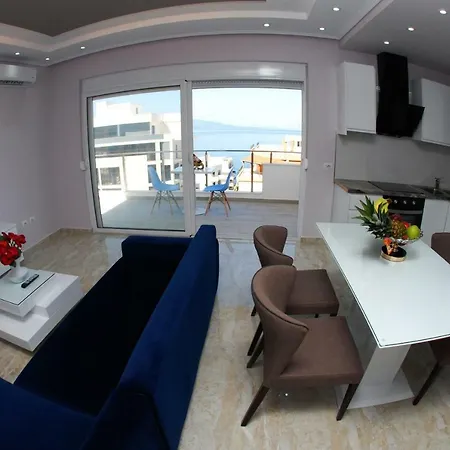 Oceanic Luxury Apartment
