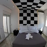 Oceanic Luxury Apartment