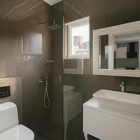 Oceanic Luxury * Saranda