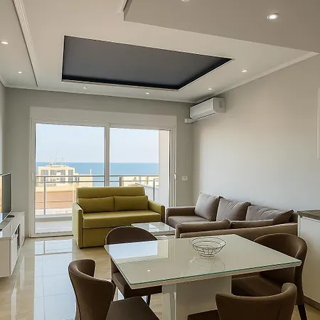 Oceanic Luxury