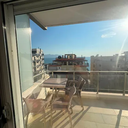 Oceanic Luxury Apartament *