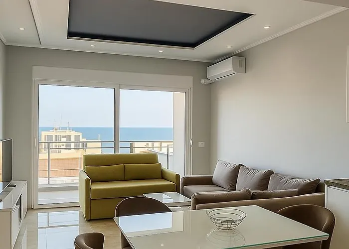 Oceanic Luxury