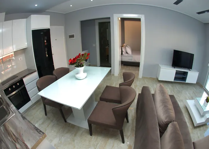 Oceanic Luxury 公寓 Sarandë